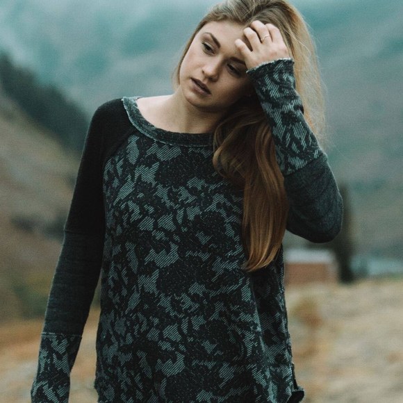 Meet your Posher, Whitni - Picture 1 of 1